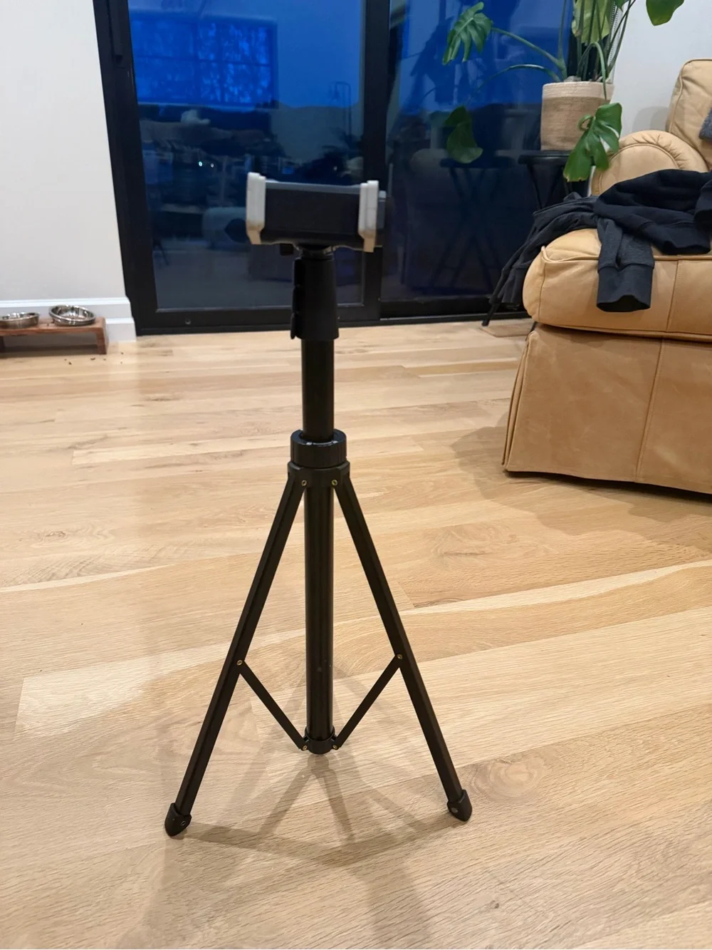 Compact Black Smartphone Tripod with Adjustable Phone Mount